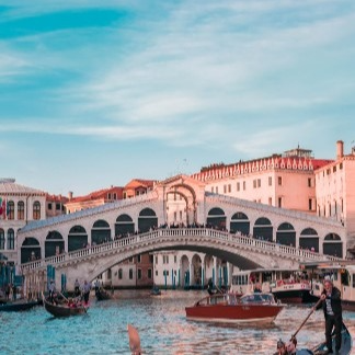 PASEO EN GONDOLA POR VENECIA